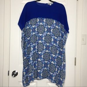 Badgley Mischka - Le Tote - Patterned Poncho Top